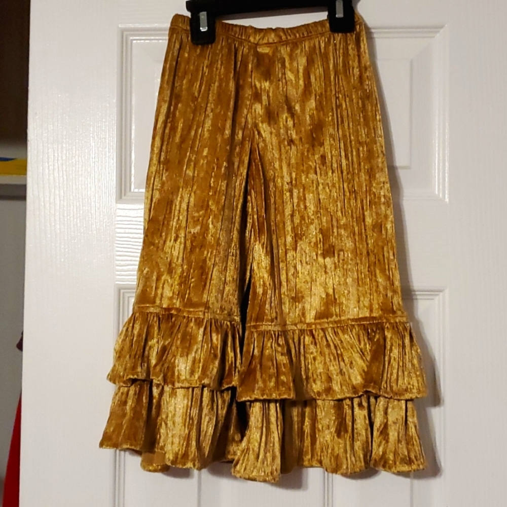 Persnickety pants